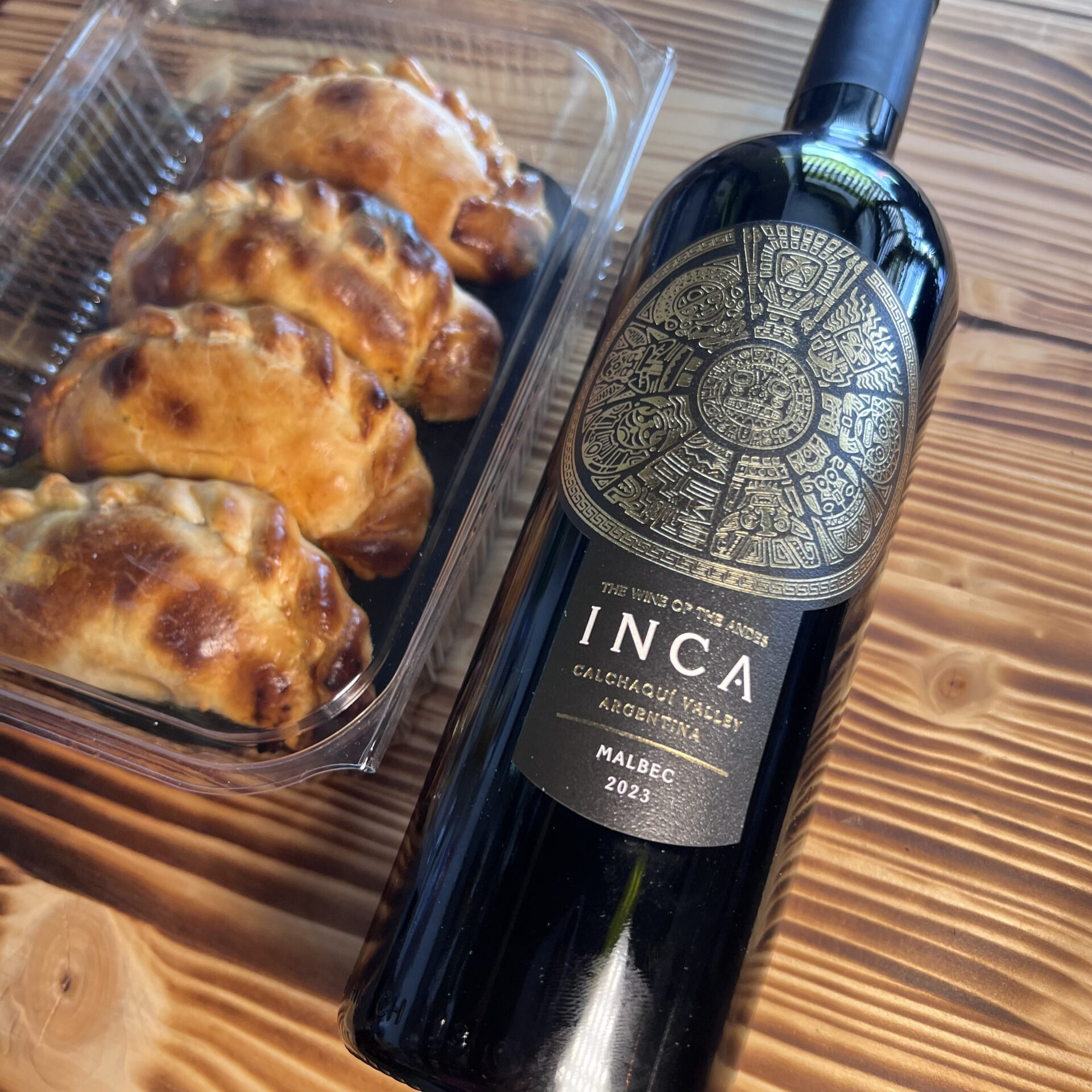 COMBO EMPANADAS E VINO MALBEC ARGENTINO ORDINI SHOP ONLINE